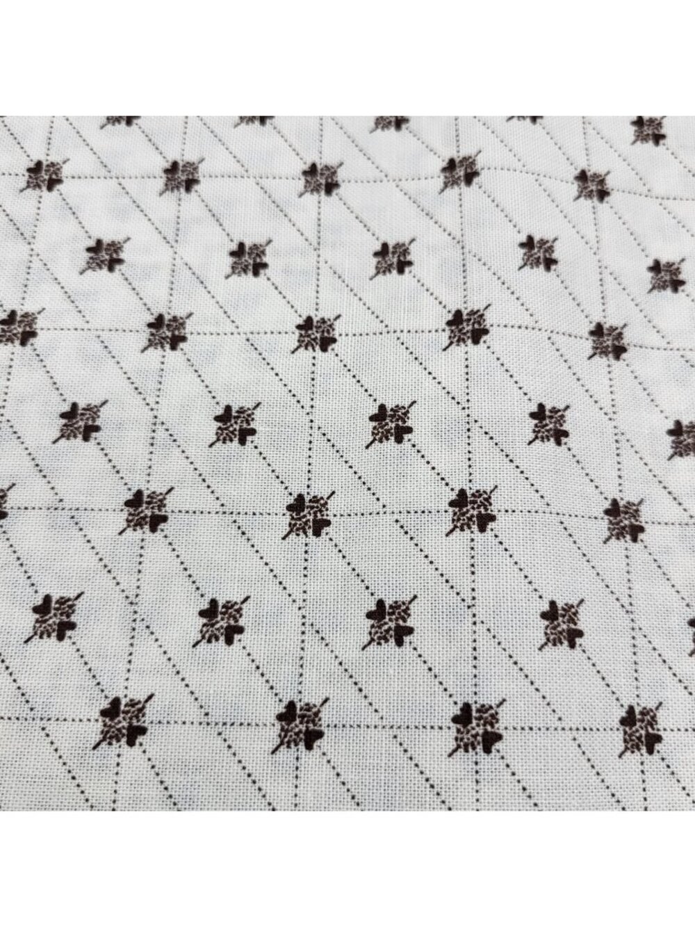 Connecting threads Fat Quarter 5 layers Sweetgrass Prairie print